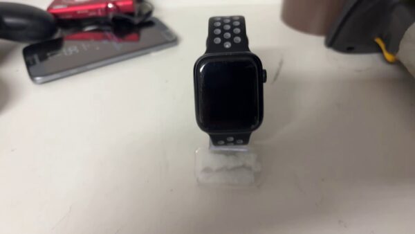apple watch series 9 45mm midnight Aluminium Case GPS  | Display zerkratzt! | Zustand: Gut – Bild 2