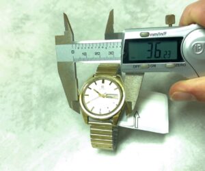 Omega Automatik  Uhr  | Armband nicht Orginal ! | Zerkratzt  | Zustand: Sehr Gut