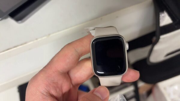 Apple Watch Series 9 41mm GPS  | Display zerkratzt ! | Zustand: In Ordnung – Bild 2