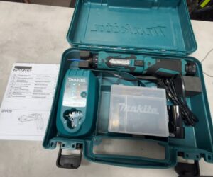 Makita Akkuschraube Df012d | koffer ladestation +Akku | Zustand: Sehr Gut