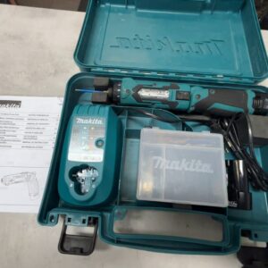 Makita Akkuschraube Df012d | koffer ladestation +Akku | Zustand: Sehr Gut