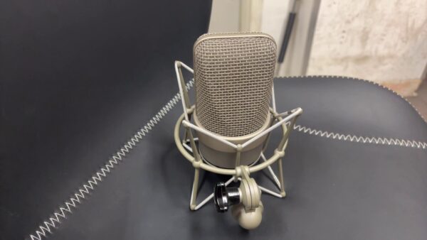 Neumann Microphone TLM 49 | Großmembran-Kondensatormikrofon | mit Originalverpackung | Zustand: Sehr Gut – Bild 3