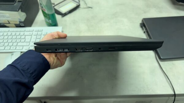 Lenovo Thinkpad T15 | i5-10210U |  8Gb RAM |  256Gb |  Windows 11 |  mit Ladegerät | Zustand: Sehr Gut – Bild 2
