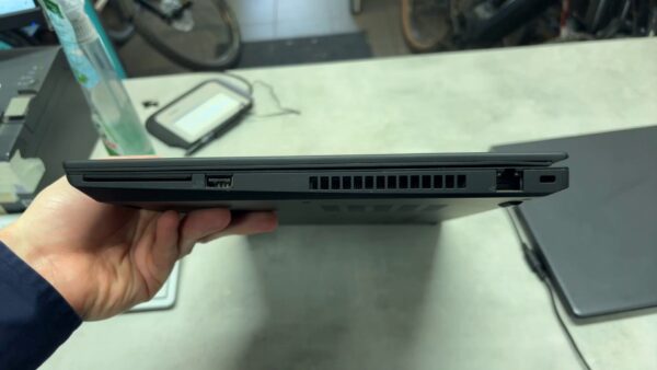 Lenovo Thinkpad T15 | i5-10210U |  8Gb RAM |  256Gb |  Windows 11 |  mit Ladegerät | Zustand: Sehr Gut – Bild 3