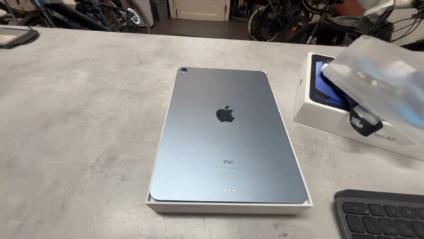 Apple iPad Air 4, Sky Blue, 64GB  | mit Originalverpackung | Zustand: Sehr Gut – Bild 3