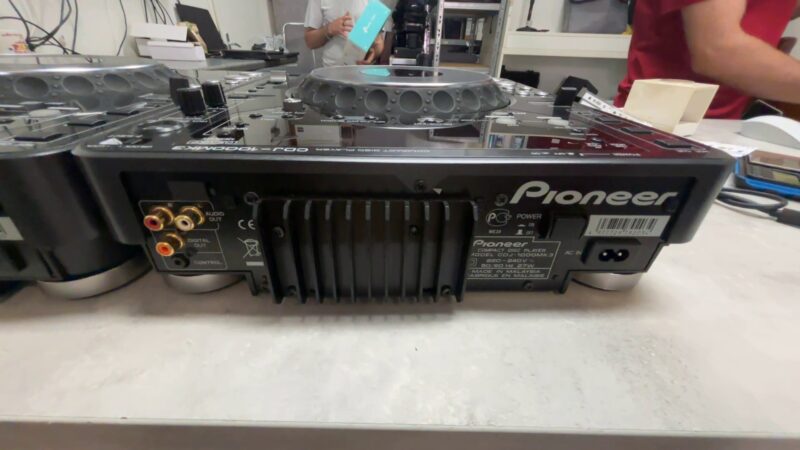 Pioneer Cdj-1000mk3 | 2XPioneer CDJ-1000MK3. Ladegerät. | Zustand: Sehr Gut – Bild 3