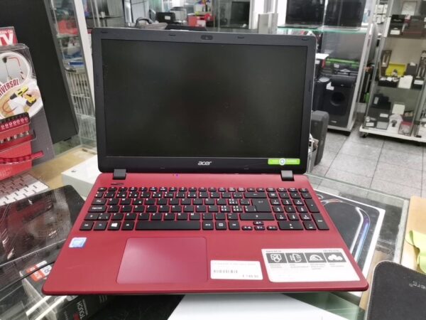 Acer Aspire ES 15 intel Celeron N3050  | 4.00 GB Ram 512 GB HDD Windows 10  | Zustand: Sehr Gut