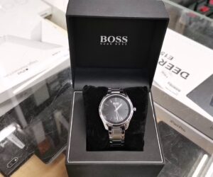 Hugo Boss Uhr  | mit Originalverpackung | Zustand: Wie Neu