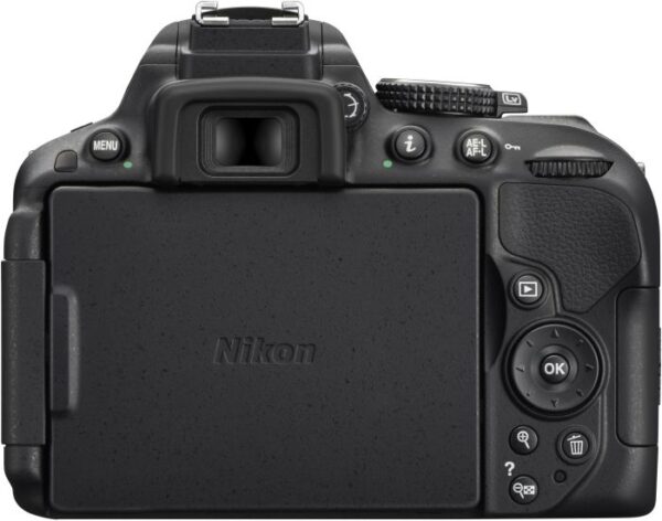 Nikon D5300 schwarz mit Objektiv AF-S DX 18-105mm  |  Ohne Ladegerät  | Zustand: Gut – Bild 2