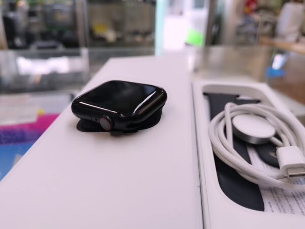 Apple Watch Series 9 (gps + Cellular) 45mm | mit Originalverpackung Mit Ladegerät  | Zustand: Sehr Gut – Bild 4
