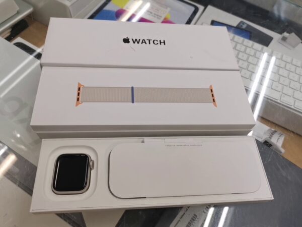 Apple Watch Se 2022 (gps) 40mm | mit Originalverpackung  | Zustand: Sehr Gut – Bild 2
