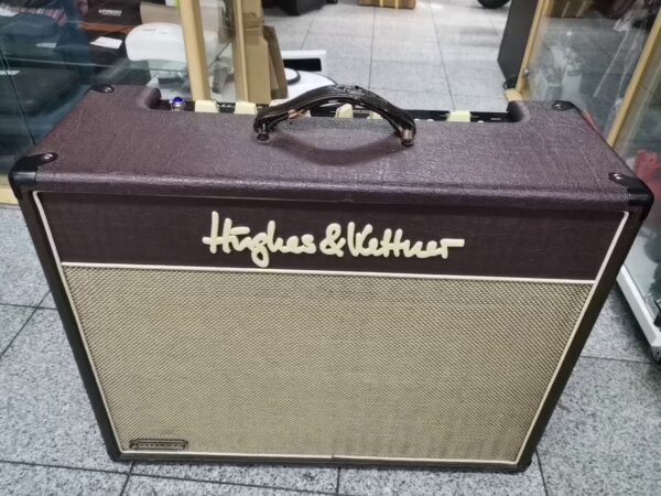 Hughes & Kettner Statesman Quad El84 | Mit Zubehör Tasche