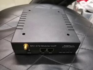 Portech Gsm/umts - Voip Gateway 2x Sim 1x Lan Mv-372-4g - Voice-over-ip | Mit Ladegerät  | Zustand: Sehr Gut