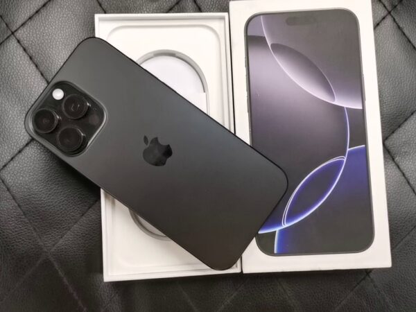 iPhone 16 Pro Max 512GB | mit Originalverpackung Garantie
Gültig bis: 7 Oktober 2025 | SimLock: Frei | Zustand: Sehr Gut | Farbe: schwarz – Bild 4