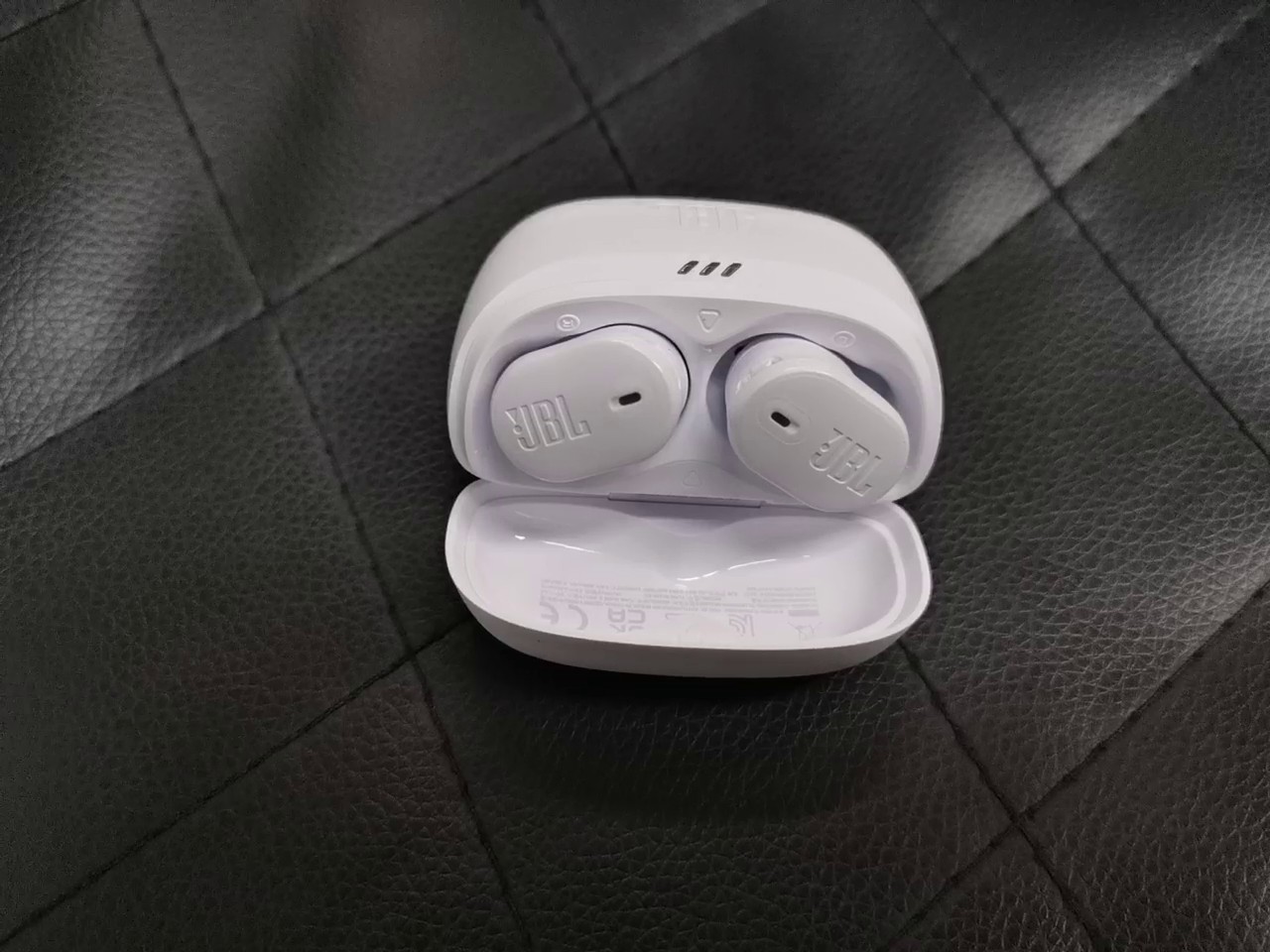 Jbl Tune Buds 2 Weiß | Zustand: Wie Neu – Bild 3