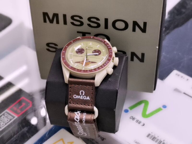 Omega X Swatch L Mission To Saturn - | mit Originalverpackung | Zustand: Wie Neu