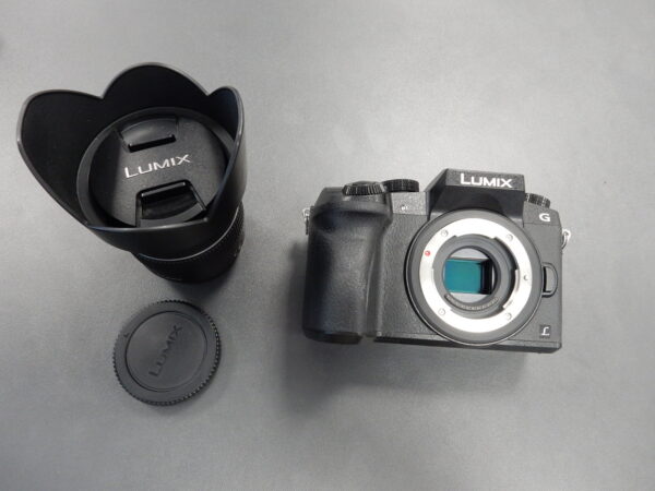 Panasonic Lumix DMC-G70 schwarz mit Objektiv Lumix G Vario 14-42mm 3.5-5.6 OIS |   | Zustand: Sehr Gut – Bild 5