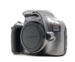 Canon Eos 1100D mit Kit 18-55mm IS II | Mit Ladegerät   | Zustand: Gut