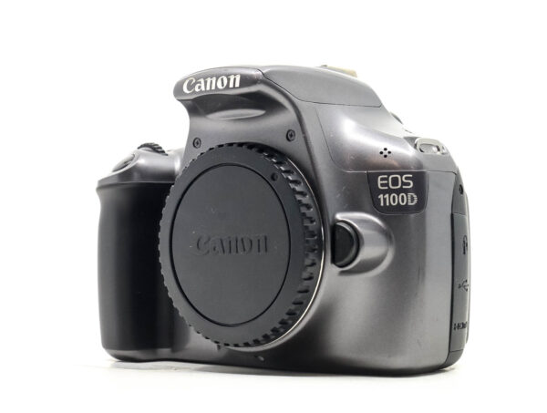 Canon Eos 1100D mit Kit 18-55mm IS II | Mit Ladegerät   | Zustand: Gut