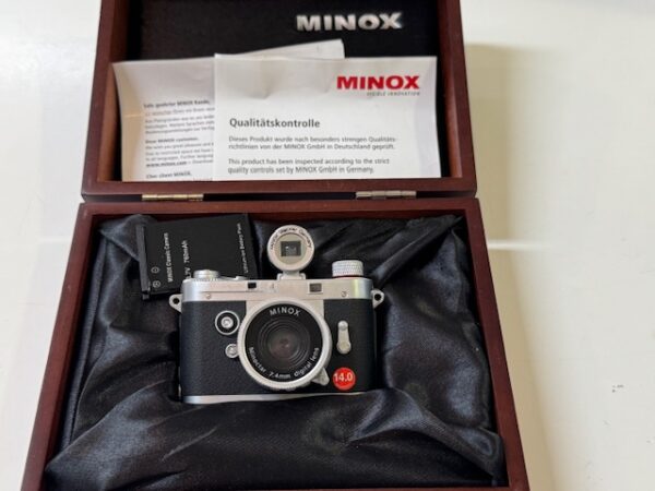 Minox mit Minoctar 7.4mm Digitalkamera  | Zustand: Sehr Gut – Bild 3