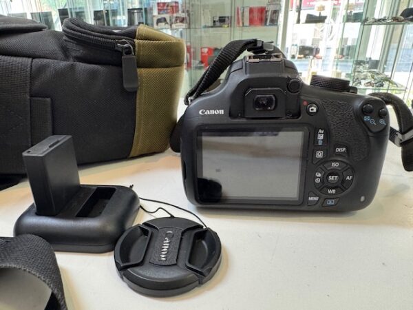 Canon Eos Rebel T5 Kamera mit Kit 18-55mm is III | Mit Ladegerät  |  2 Akku  |  Canon Tasche    | Zustand: Gut – Bild 4
