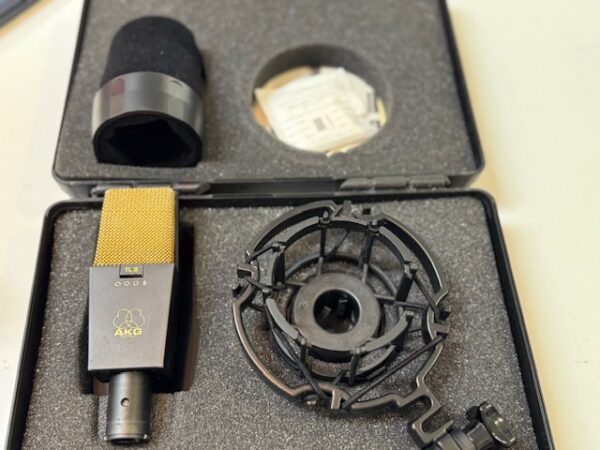 AKG C414 B-ULS Großmembran Kondensatormikrofon | Mit Koffer | Zustand: Sehr Gut – Bild 2