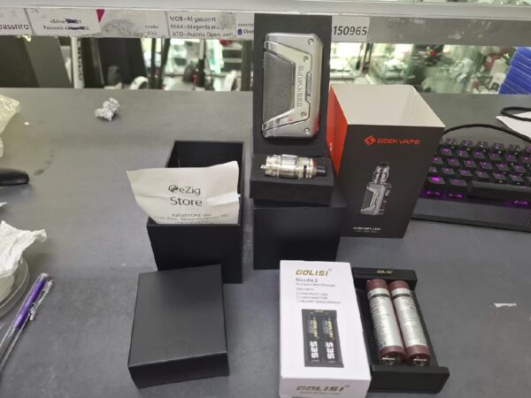 Geek Vape L200 Aegis Legend 2 Kit + Zeus Subohm Zerstäuber | Geek Vape L200 Aegis Legend 2 Kit + Zeus Subohm Zerstäu. Ladegerät | Batterie | Original Rechnung | Zustand: Sehr Gut