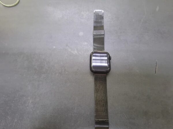 Apple Watch Se (2022) (gps) 44mm Mitternacht Mit Sportarmband | Icloud ist gesperrt | für Ersatzteile | ohne Ladegerät | ohne Garantie | Armband Stall | Zustand: Sehr Gut – Bild 2