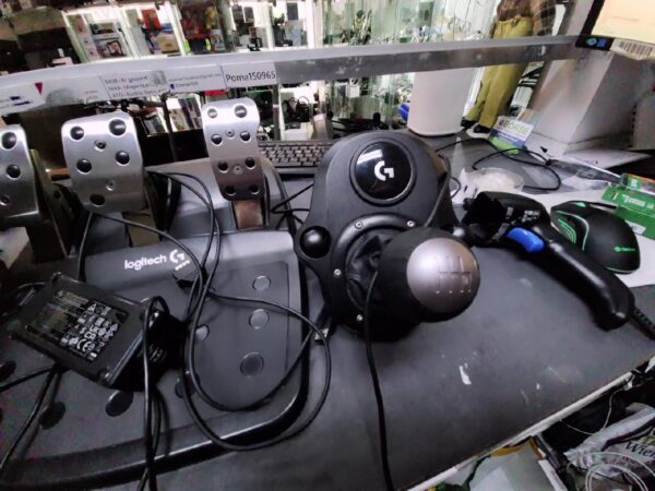 Logitech G920 Driving Force | Lenkrad + Pedale+Shifter PC PS Xbox | mit Ladegerät | Zustand: Gut – Bild 5
