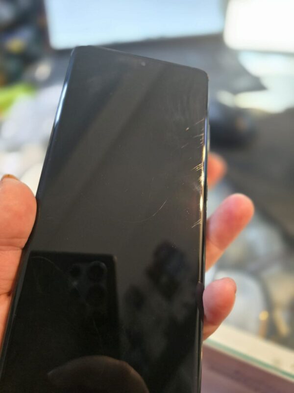 Samsung Galaxy S21 Ultra 5G 128GB  | Zerkratzrer( Sieh Foto)  | SimLock: Frei | Zustand: Gut | Farbe: schwarz – Bild 2