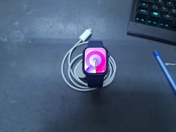Apple Watch Series 7 GPS 41mm, Blau | mit Ladegerät |  Akku 85 % | Zustand: Gut – Bild 2
