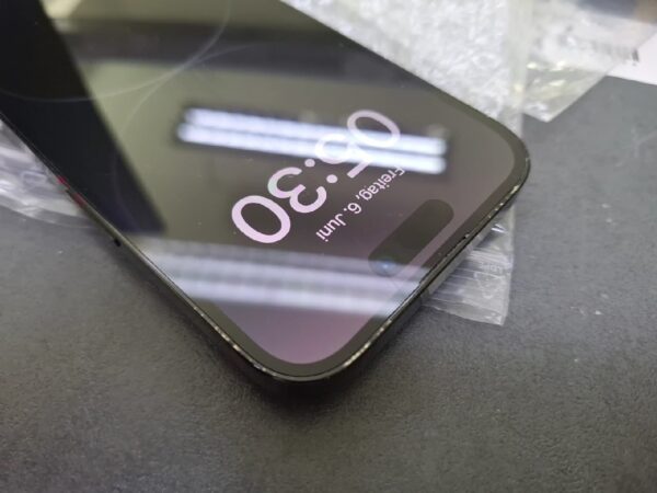 iPhone 14 Pro 128GB | Glass auf der Kamera Sprung | Gebrauchsspuren | SimLock: Frei | Zustand: Gut | Farbe: schwarz | Akku: 88% – Bild 5