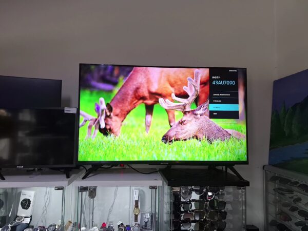 Samsung EU43AU7090C Smart TV | Crystal Ultra Hd109 cm (43 ) | mit Fernbedienung | Zustand: Sehr Gut – Bild 3