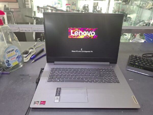 Lenovo Ideapad 3 17ALC6, Arctic Grey, 17 Zoll, DE | Razen 5 5500U | 8Gb | 512Gb SSD | AMD Radeon Graphics | Ladegerät | Zustand: Sehr Gut – Bild 2