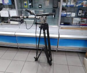Stativ Vinten | Mit Vision3 + Canon FFC-15 + Canon ZSD-15M | Zustand: Sehr Gut