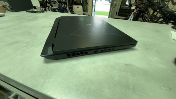 Acer Nitro 16   | Ryzen 7 7840hs |  16GB RAM  |  1TB  |  Nvidia Geforce RTX 4070 8GB | Zustand: Sehr Gut – Bild 3