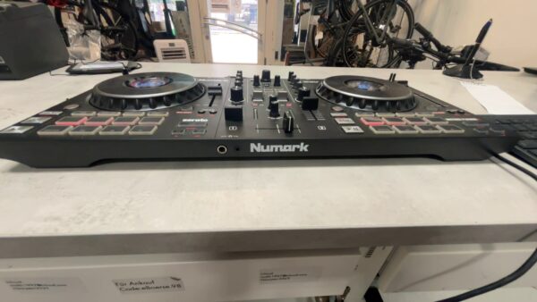 Numark Mixtrack Platinum Fx | Zustand: Gut – Bild 2
