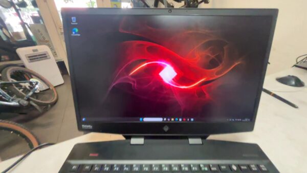 Hp Omen Laptop  Model:AX201NGW | I7-10750H | Rtx 2060 6G | 16GB RAM  | 512GB SSD  | Display wurde getaucht !  | Zustand: Gut – Bild 5
