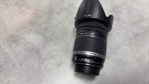 Canon  Efs 18-200 1:3.5-5.6 Is Objektiv | Zustand: Sehr Gut – Bild 3