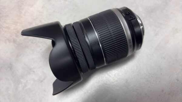 Canon  Efs 18-200 1:3.5-5.6 Is Objektiv | Zustand: Sehr Gut – Bild 4