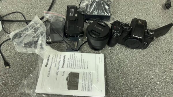 Panasonic Dmc-g81m | mit Objektiv Lumix G Vario 12-60mm 3.5-5.6 ASPH Power OIS | Mit 2xAKKU | Ladestation |  Mit Batteriegriff  | Kabelfernauslöser  | mit Originalverpackung | Zustand: Wie Neu – Bild 5
