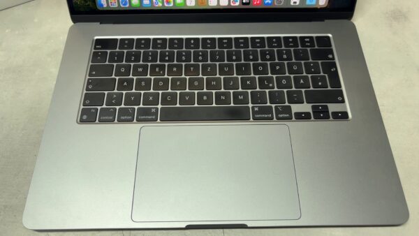 Macbook Air M2 2023 15,3 Zoll  | Macbook Air2. 16GB RAM | 1TB SSD | Akku 99%.zyklen 84.mit Originalverpackung mit org. Rechnung.Ladegerät.von 16.06.2023 | Zustand: Sehr Gut