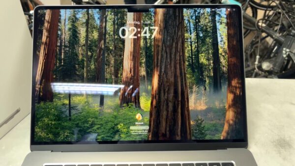 Macbook Air M2 2023 15,3 Zoll  | Macbook Air2. 16GB RAM | 1TB SSD | Akku 99%.zyklen 84.mit Originalverpackung mit org. Rechnung.Ladegerät.von 16.06.2023 | Zustand: Sehr Gut – Bild 3