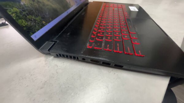 Msi Ms-17f6 Laptop  | I5-10300H | 16GB RAM | 512GB SSD 
Nvidia Geforce GTX 1650  | Zustand: Gut – Bild 4