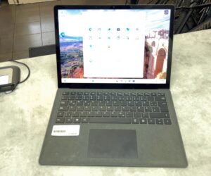 Microsoft Surface 1769  | Core I7-8650U | 16GB Ram | 512 GB SSD |  Windows 11 | Zustand: Gut