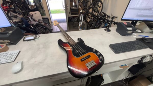 Fender American Performer Precision Bass Rw 3-color Sunburst | Tasche |  Zubehör | Zustand: Sehr Gut – Bild 2