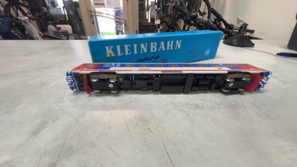 Kleinbahn H0 Br. 5047 008-7 Triebwagen der ÖBB | mit Originalverpackung | Zustand: Wie Neu – Bild 3