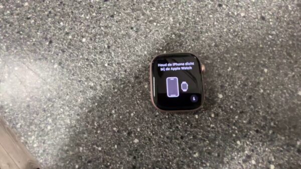 Apple Watch Series 10 (GPS) 42mm Aluminium rosegold  | mit Originalverpackung | mit Sportarmband S | M blassrosa
Zerkratzt  | Zustand: Gut – Bild 2