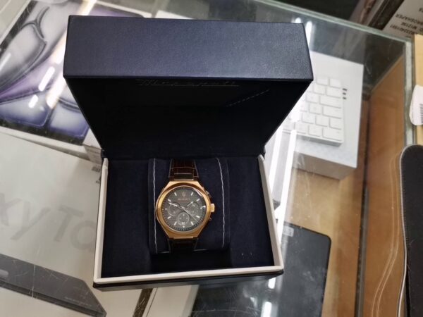 Maserati Herren Uhr  | mit Originalverpackung | Zustand: Wie Neu – Bild 3