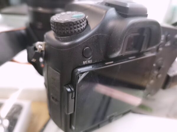 Sony Alpha A77  | Mit ladegerät  | Zustand: In Ordnung – Bild 6